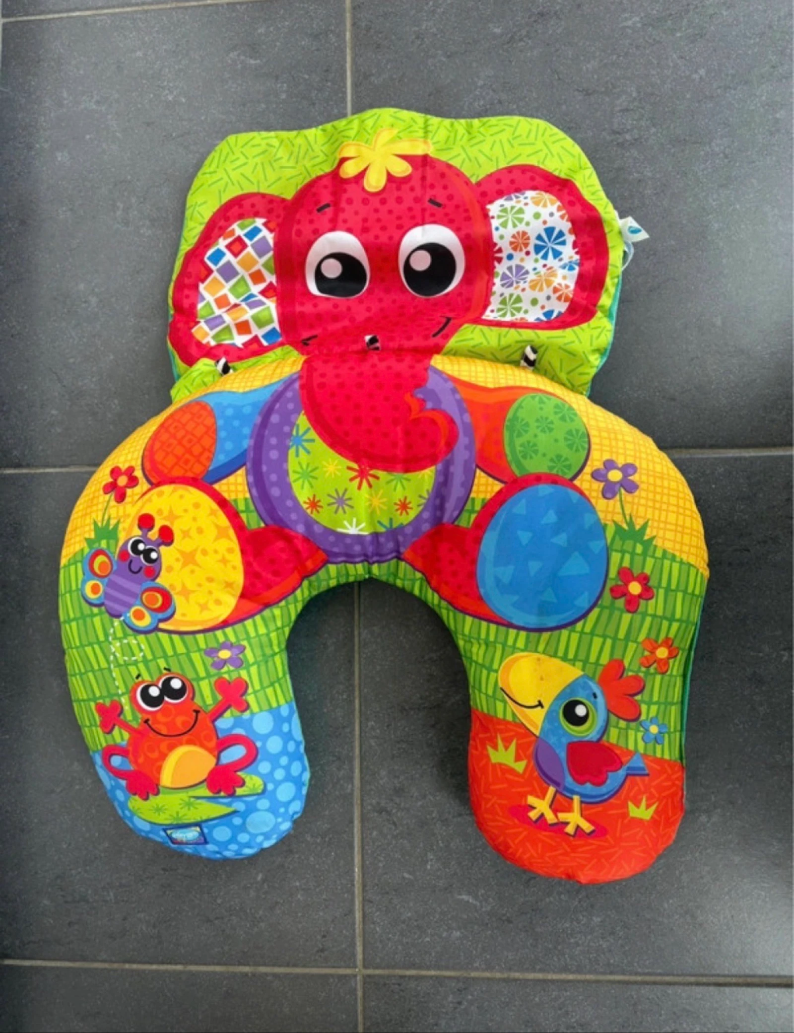 Playgro Elephant Hugs kussen